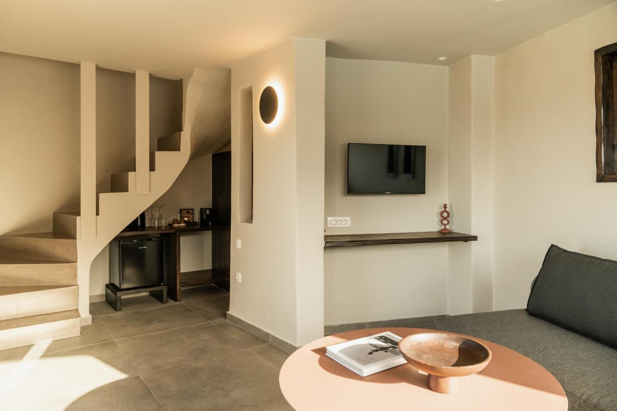 Black Diamond Suites (Adults Only) Акротірі Номер фото